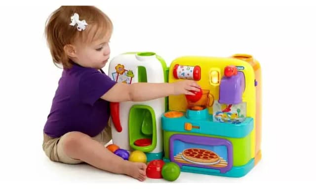 Wszystko o zabawkach dla rocznego dziecka: rozwój przez bezpieczną zabawę Wszystko o zabawkach dla rocznego dziecka: rozwój przez bezpieczną zabawę