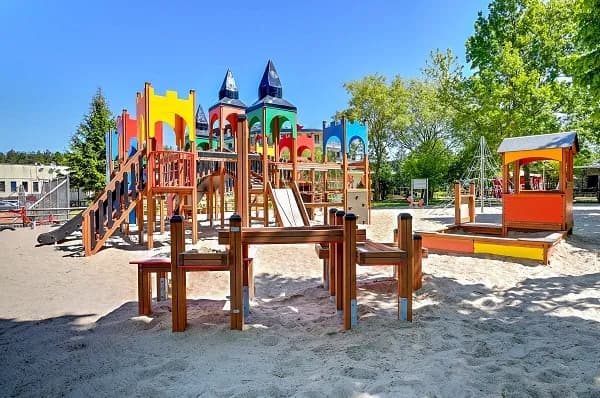 8 wyjątkowych miejsc nad morze z dzieckiem - najlepsze rodzinne kurorty 8 wyjątkowych miejsc nad morze z dzieckiem - najlepsze rodzinne kurorty