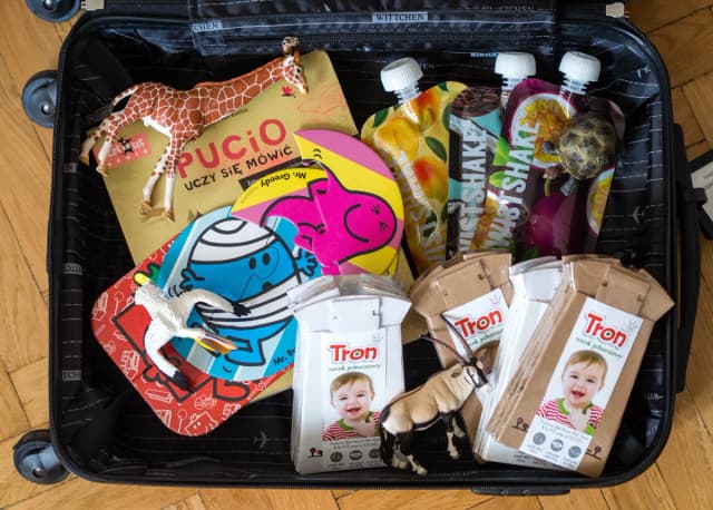 Co zabrać na wakacje z dzieckiem za granicę? Lista rzeczy, które musisz mieć Co zabrać na wakacje z dzieckiem za granicę? Lista rzeczy, które musisz mieć